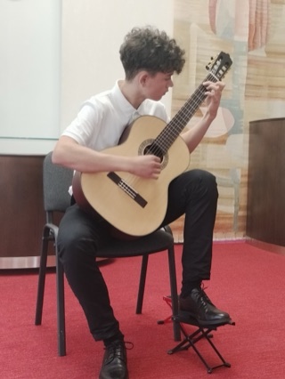 La Guitaromanie - fotografia z podujatia